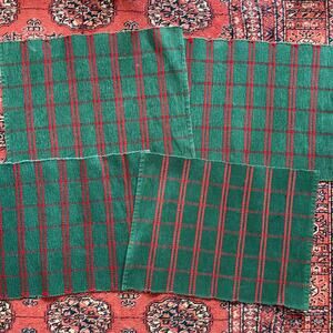 Pier 1 Set of 4 Green with Red Stripes Cotton/Rayon‎ Woven Placemats